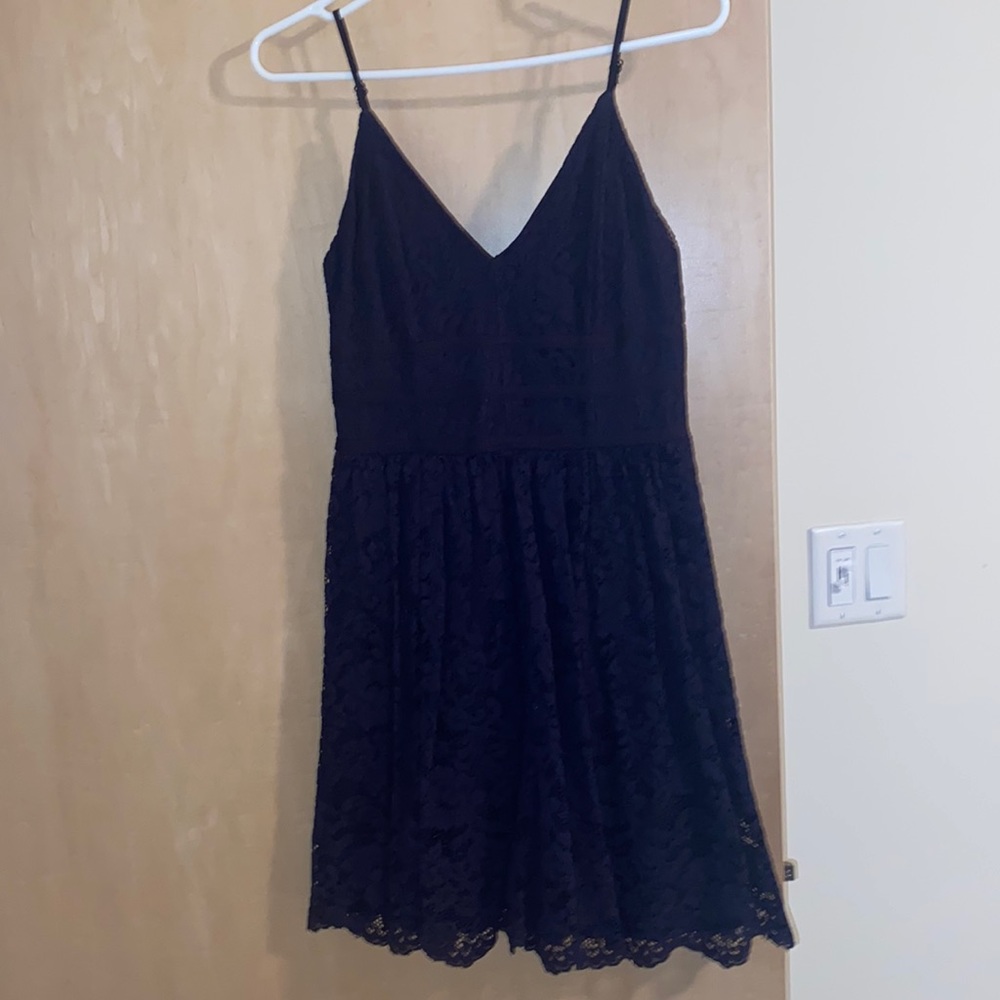 Lulus navy lace dress - Picture 1 of 5
